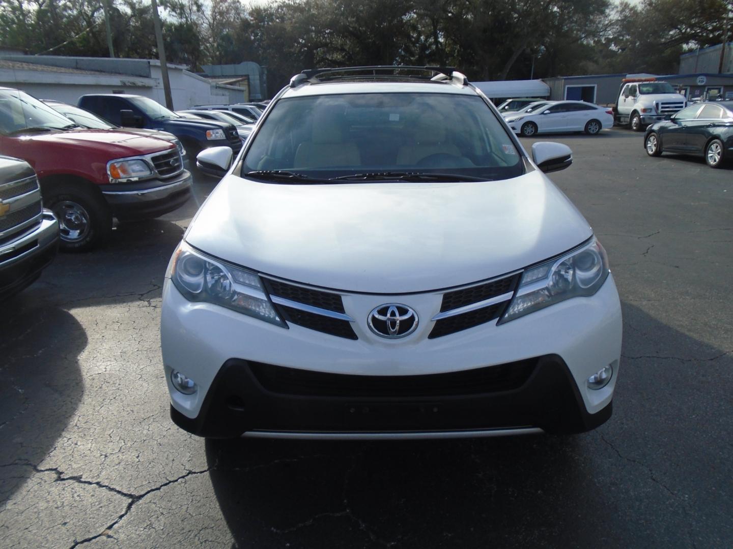 2014 Toyota RAV4 (JTMDFREV3ED) , located at 6112 N Florida Avenue, Tampa, FL, 33604, (888) 521-5131, 27.954929, -82.459534 - Photo#1